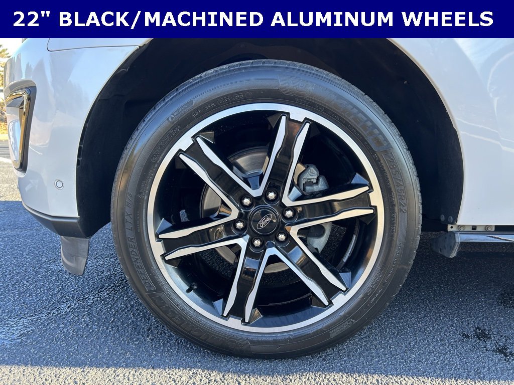 Used 2019 Ford Expedition Limited w/ Equipment Group 303A image 11