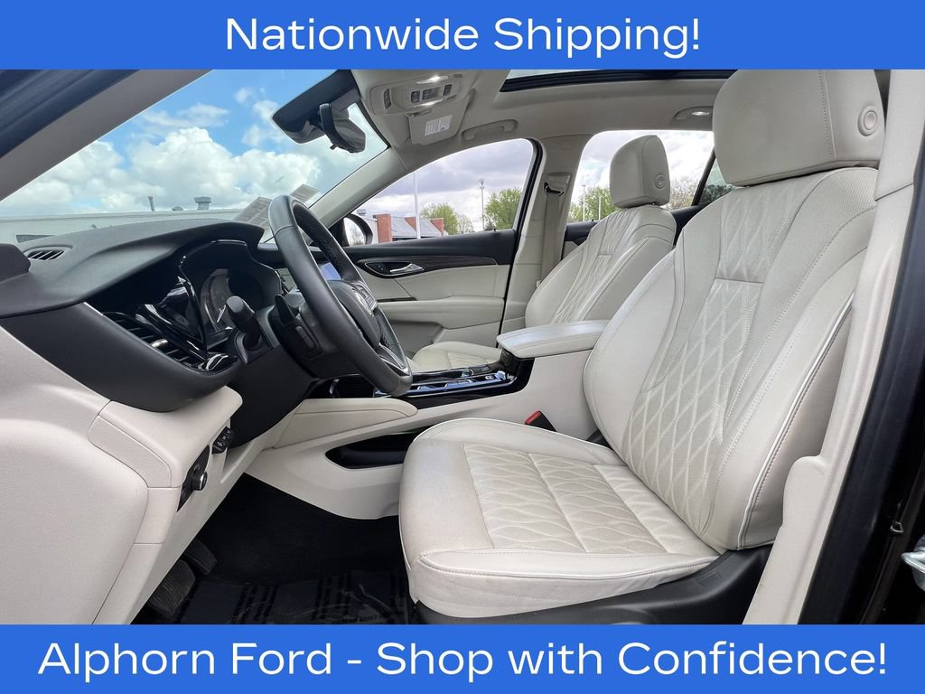 Used 2023 Buick Envision Avenir AWD/4WD image 32