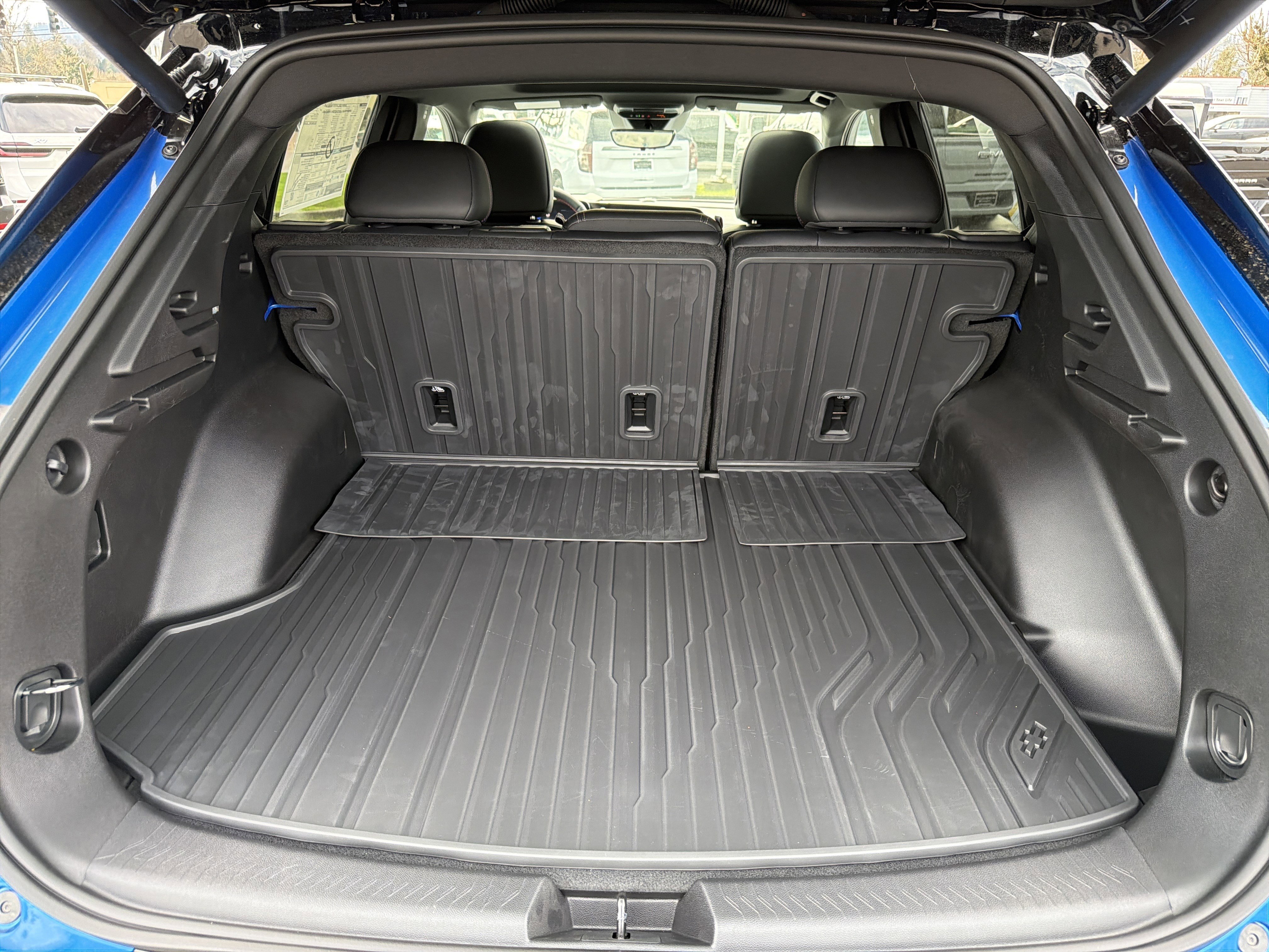 New 2026 Chevrolet Equinox EV RS image 5