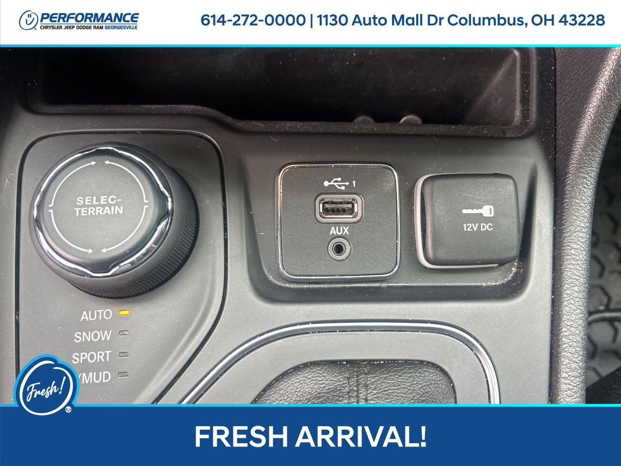 Used 2020 Jeep Cherokee Latitude AWD/4WD image 17