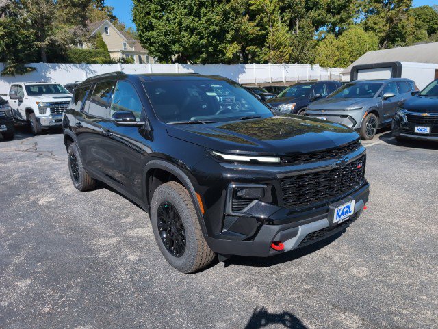 New 2026 Chevrolet Traverse Z71 w/ Driver Confidence Package image 3