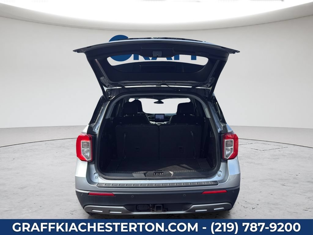 Used 2021 Ford Explorer XLT w/ Equipment Group 202A AWD/4WD image 27