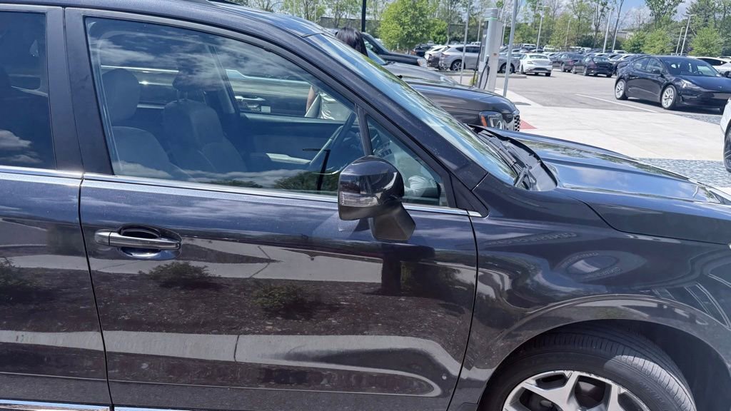 Used 2015 Subaru Forester 2.5i Touring w/ Eyesight & Navigation System AWD/4WD image 32