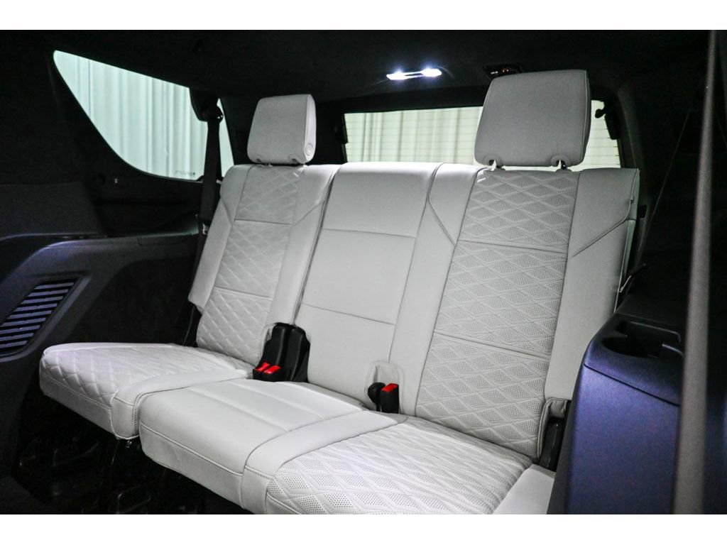 New 2026 Cadillac Escalade Platinum Sport w/ LPO, ONYX Package image 12
