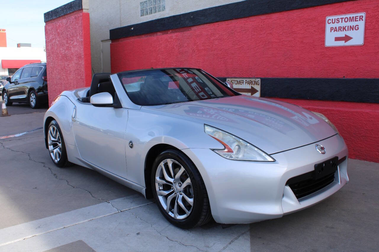 Used 2012 Nissan 370Z Roadster 2dr Convertible image 5