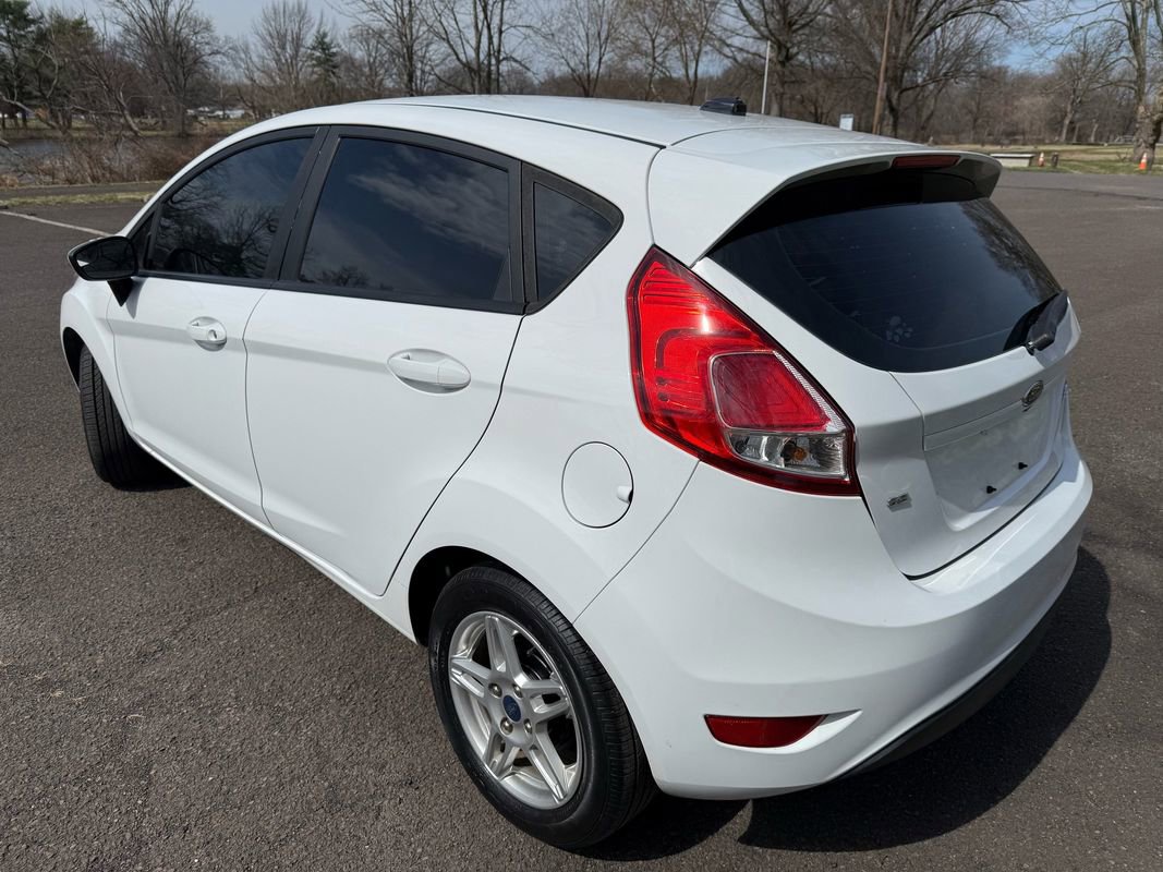 Used 2019 Ford Fiesta SE image 3