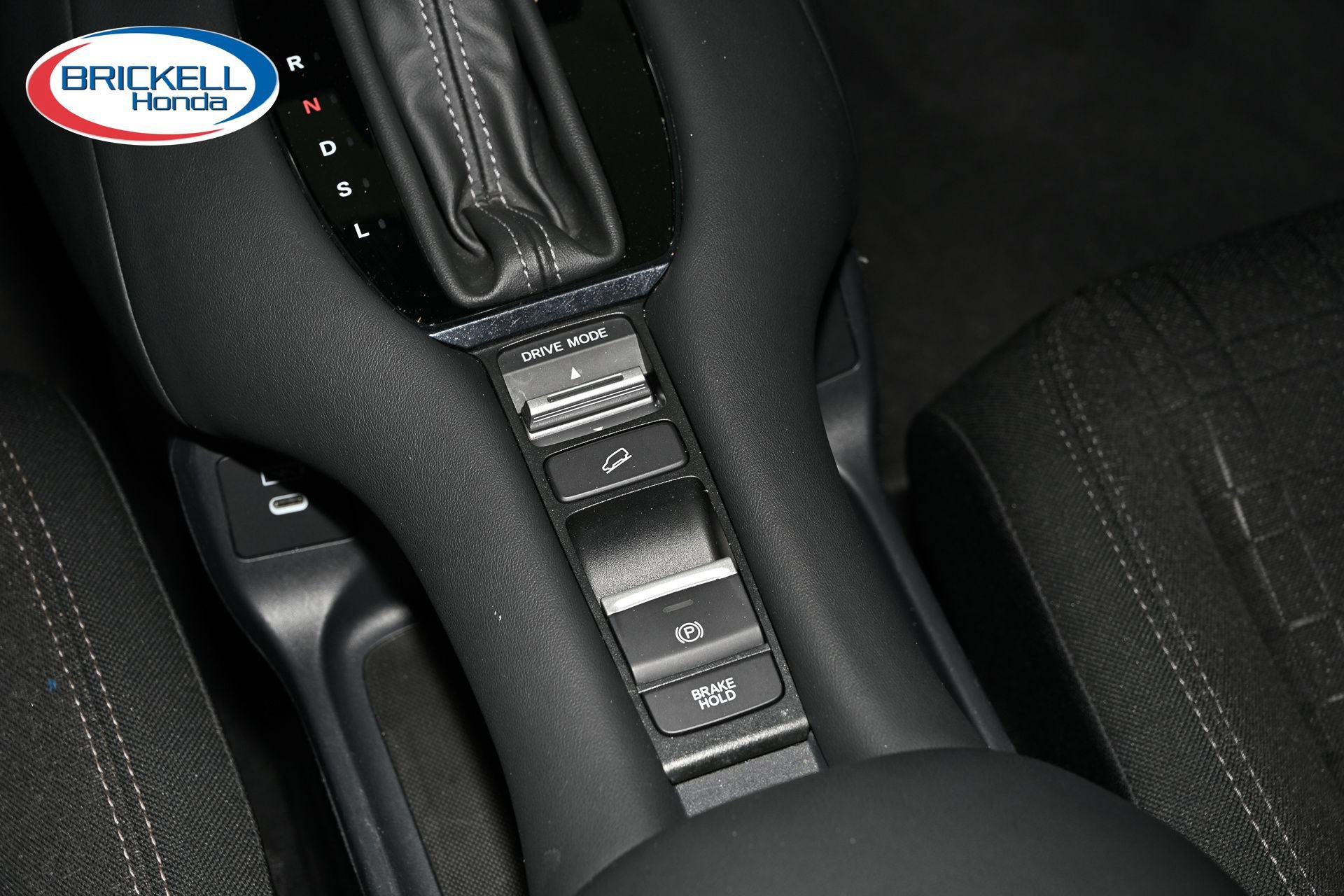 Certified 2024 Honda HR-V LX image 28