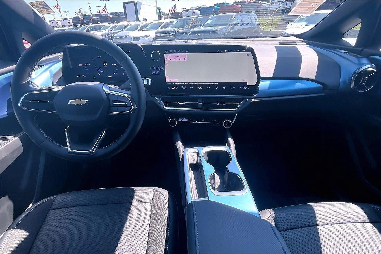 Used 2025 Chevrolet Equinox EV LT w/ Convenience Package FWD image 14