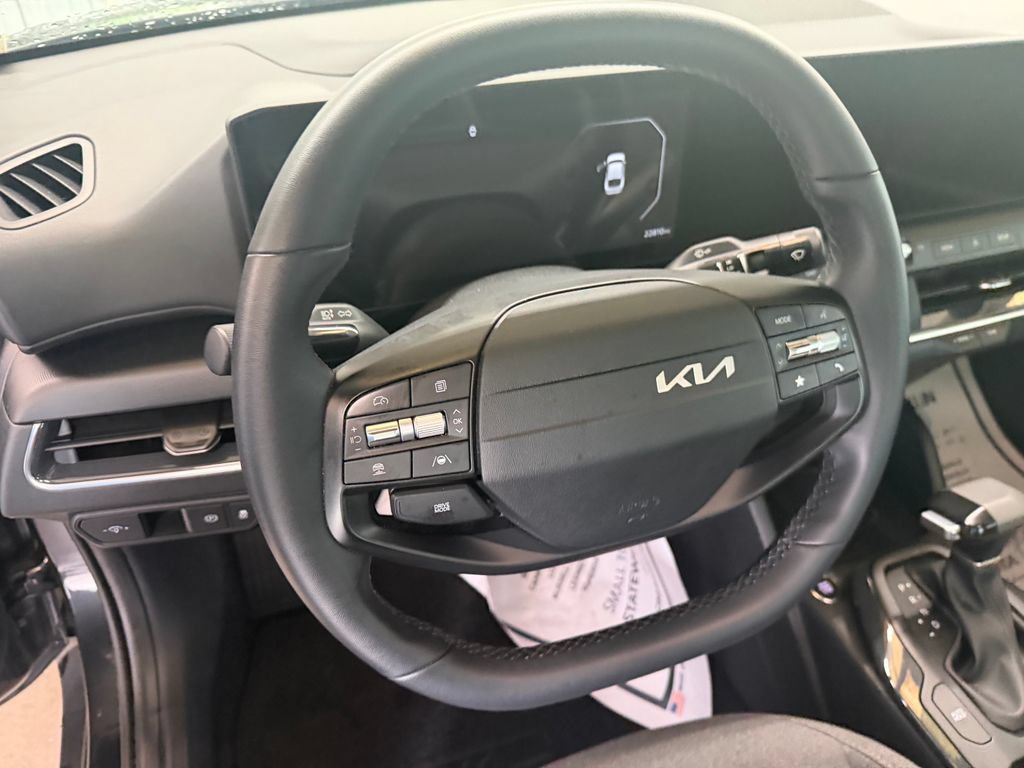 Used 2025 Kia K4 EX FWD image 14