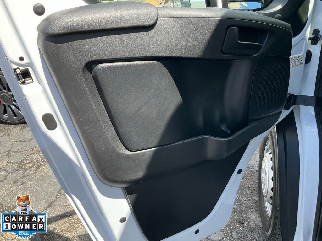 Used 2025 RAM ProMaster 2500 w/ Convenience Group FWD image 22