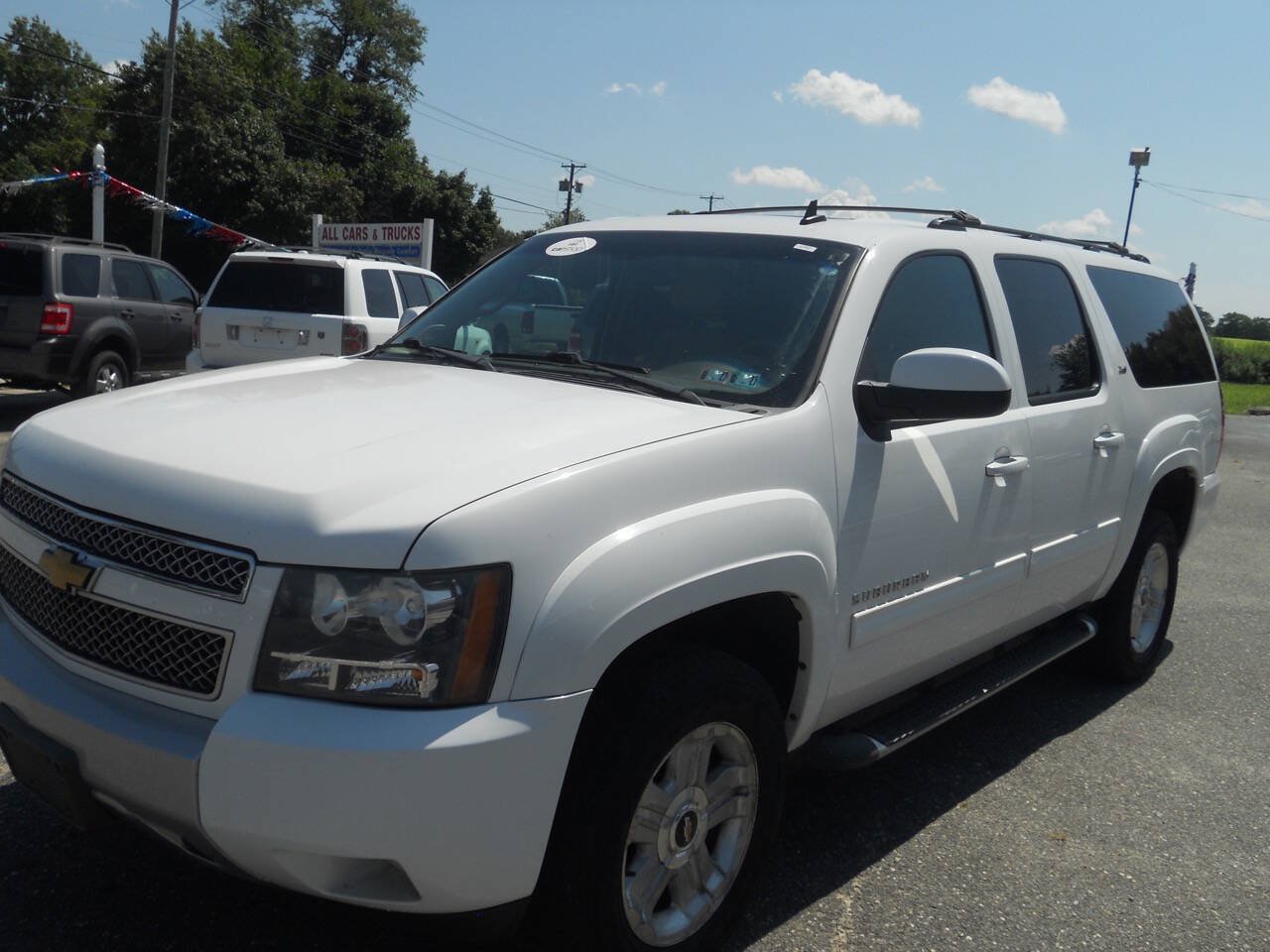 Used 2013 Chevrolet Suburban LT AWD/4WD image 2