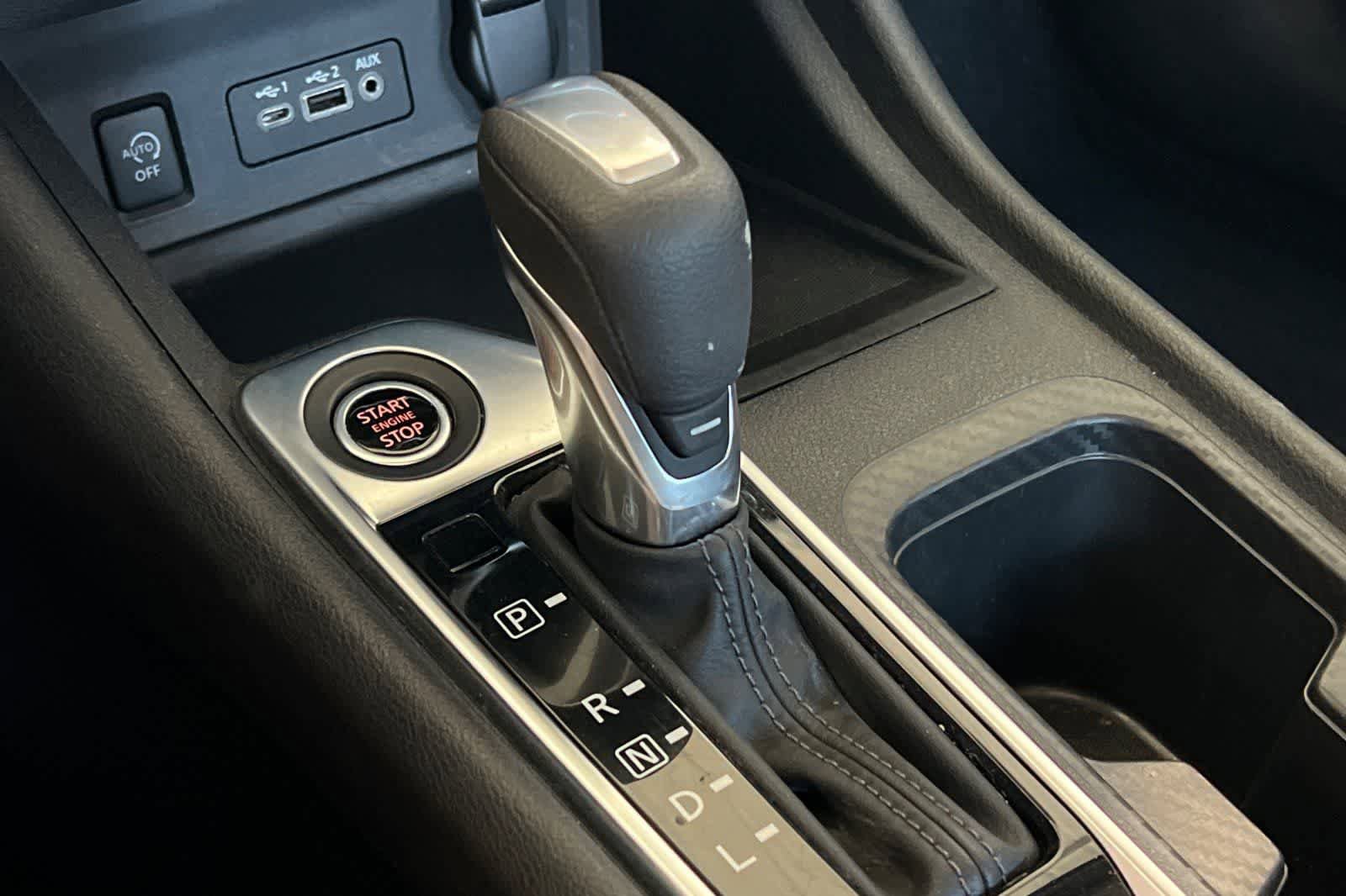 Used 2025 Nissan Sentra SV FWD image 21