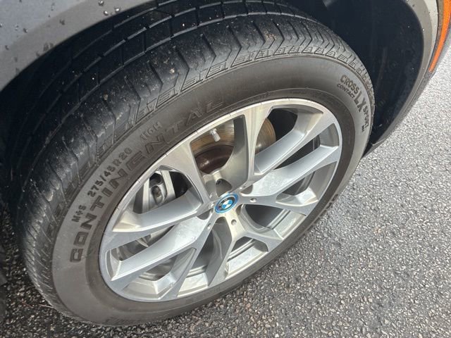 Used 2025 BMW X5 xDrive50e image 17