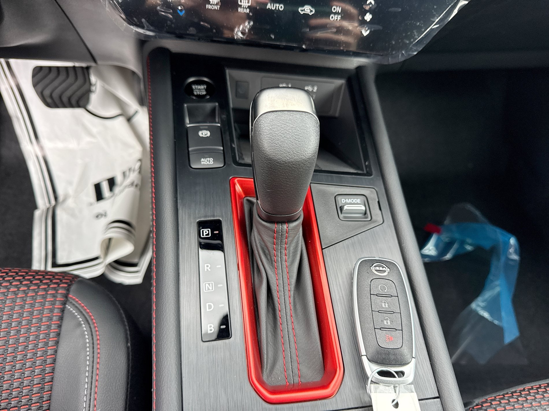 New 2027 Nissan Kicks SR FWD image 19
