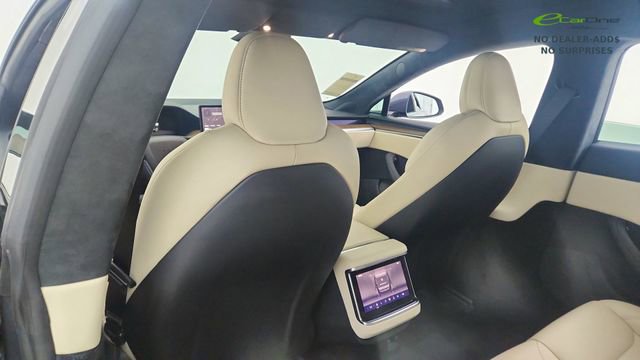 Used 2022 Tesla Model S image 29