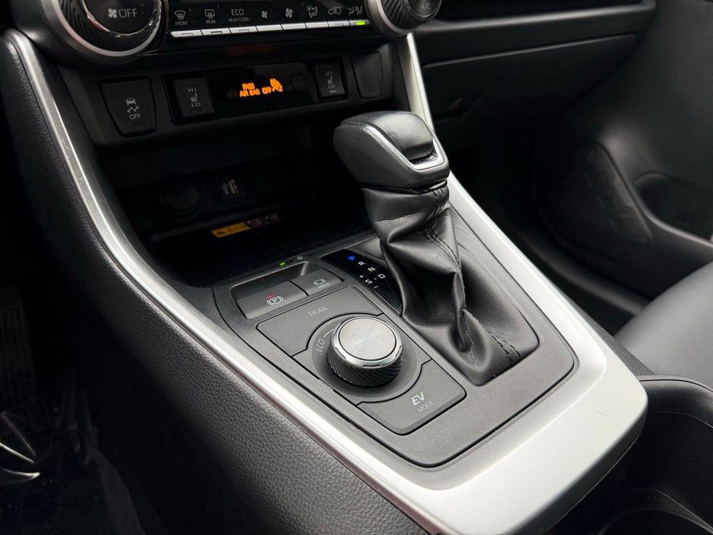 Used 2023 Toyota RAV4 XSE image 11