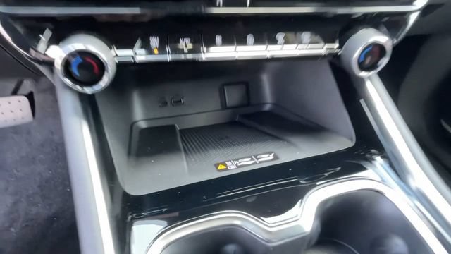 New 2026 Chevrolet Traverse RS w/ LPO, Floor Liner Package FWD image 16