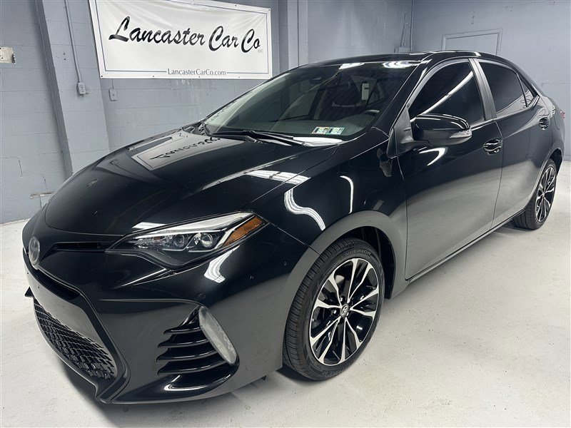 Used 2018 Toyota Corolla SE image 1