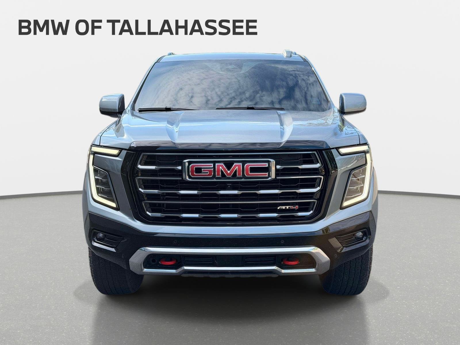 Used 2025 GMC Yukon AT4 w/ AT4 Premium Plus Package AWD/4WD image 2