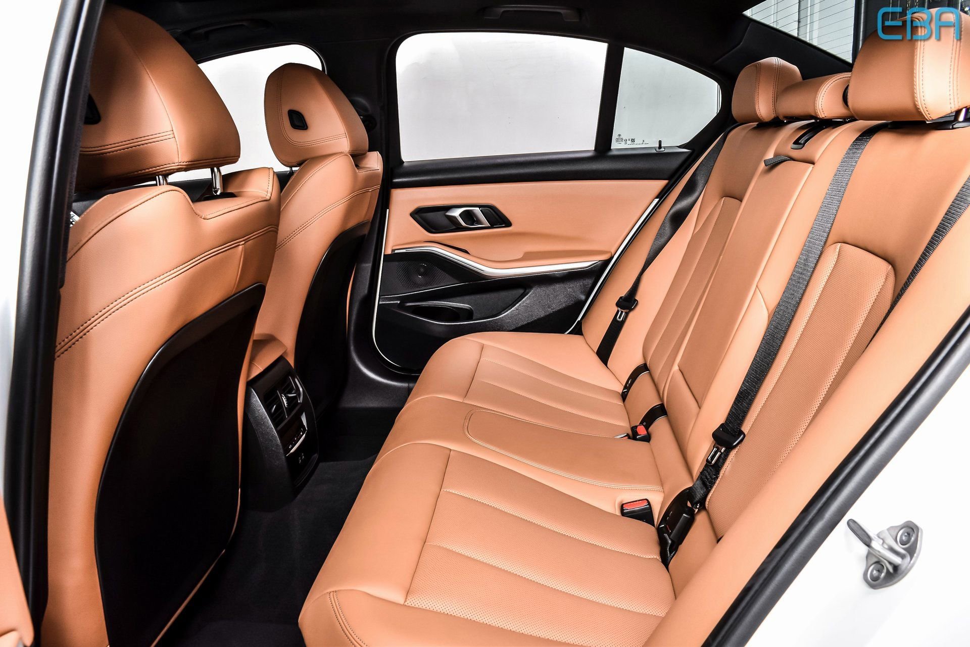 Used 2025 BMW 330i xDrive Sedan w/ M Sport Package image 18