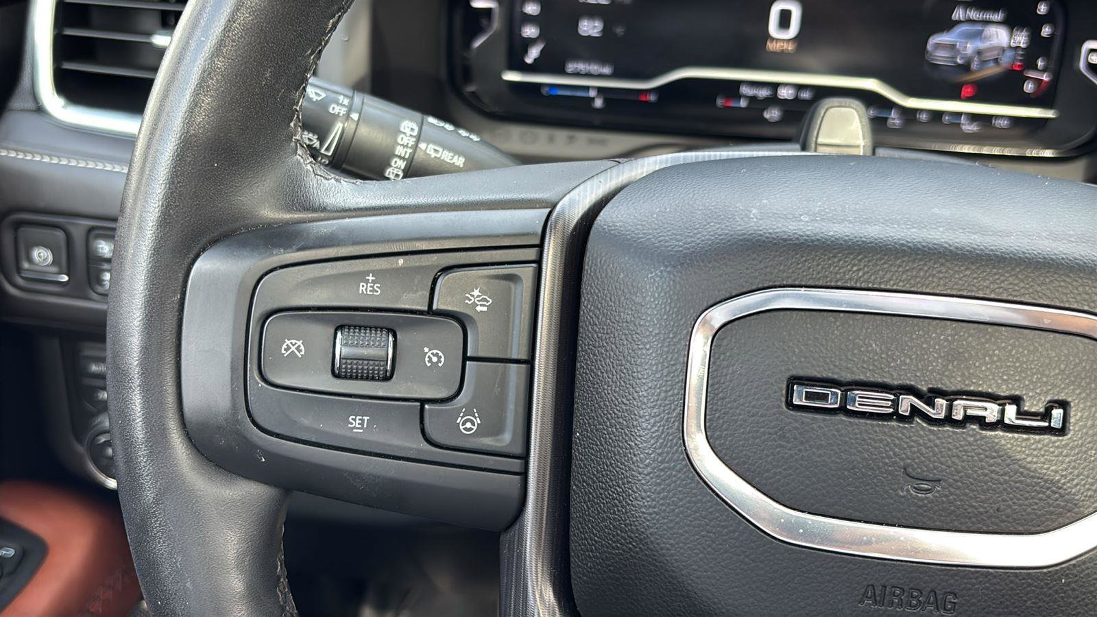 Certified 2023 GMC Yukon Denali Ultimate image 30