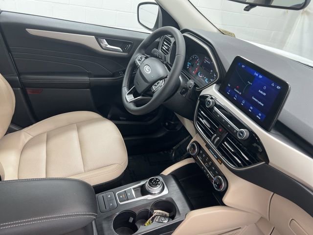 Used 2022 Ford Escape SEL image 24