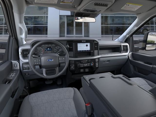 New 2026 Ford F250 XL w/ XL Off-Road Package AWD/4WD image 9
