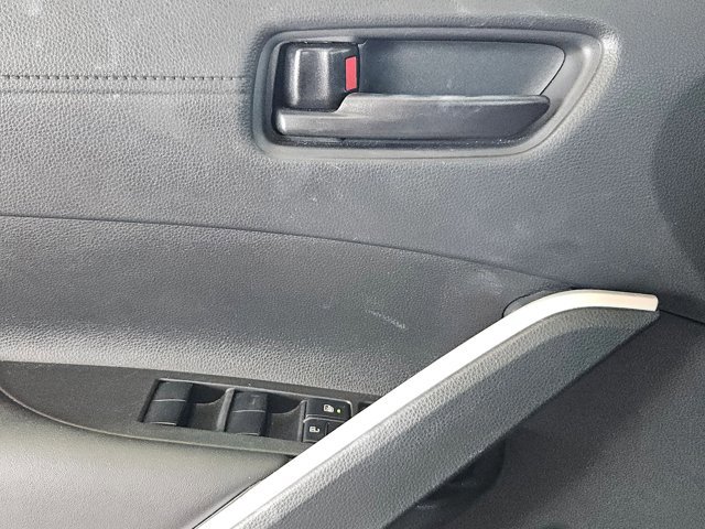 Used 2024 Toyota Corolla Cross SE image 6