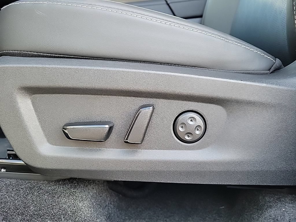 New 2026 Nissan Murano Platinum w/ Cargo Package AWD/4WD image 13