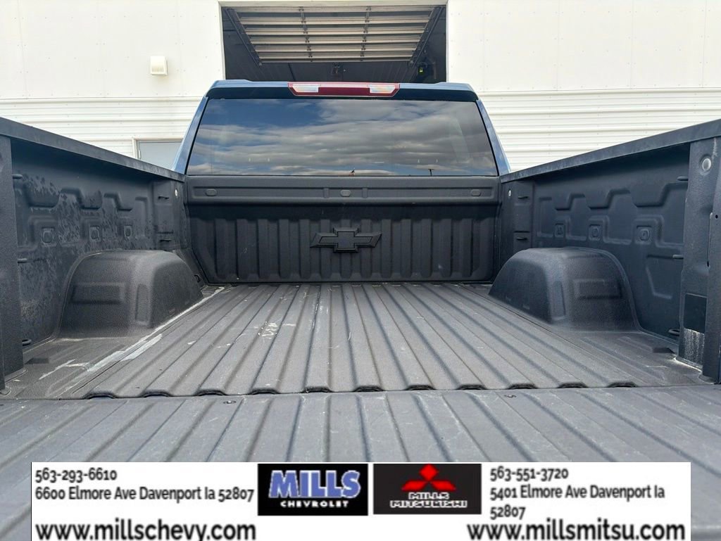 Used 2022 Chevrolet Silverado 1500 RST AWD/4WD image 23