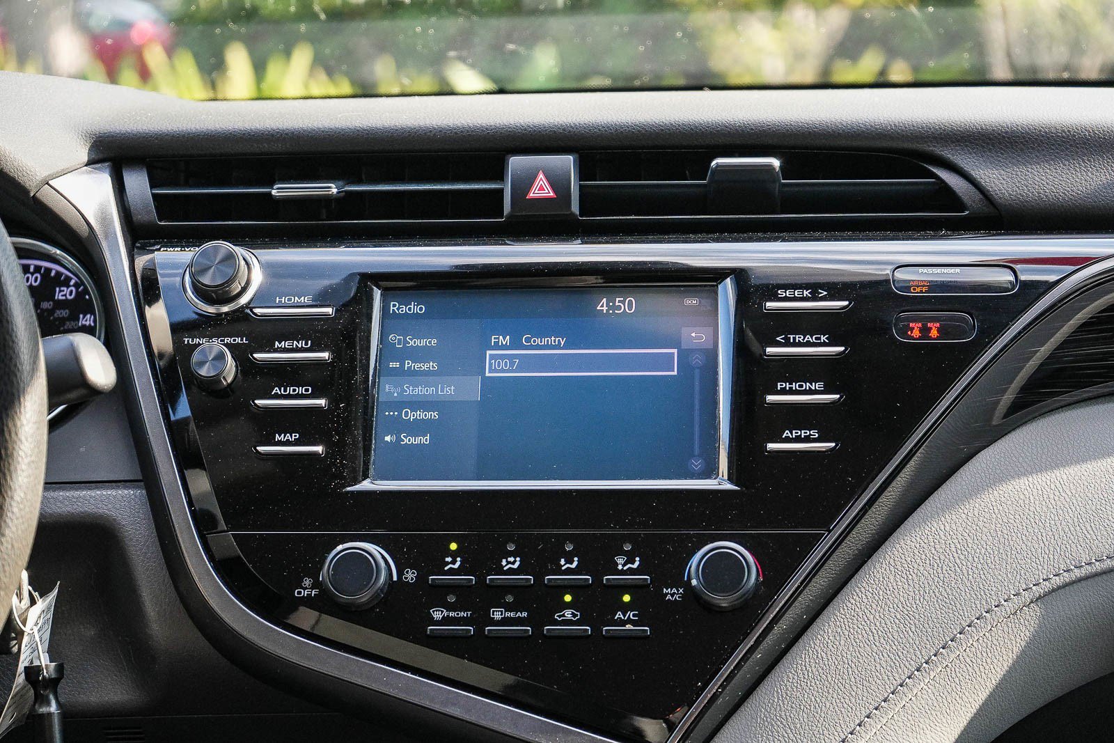 Used 2019 Toyota Camry LE w/ Carpet Mat Package FWD image 13