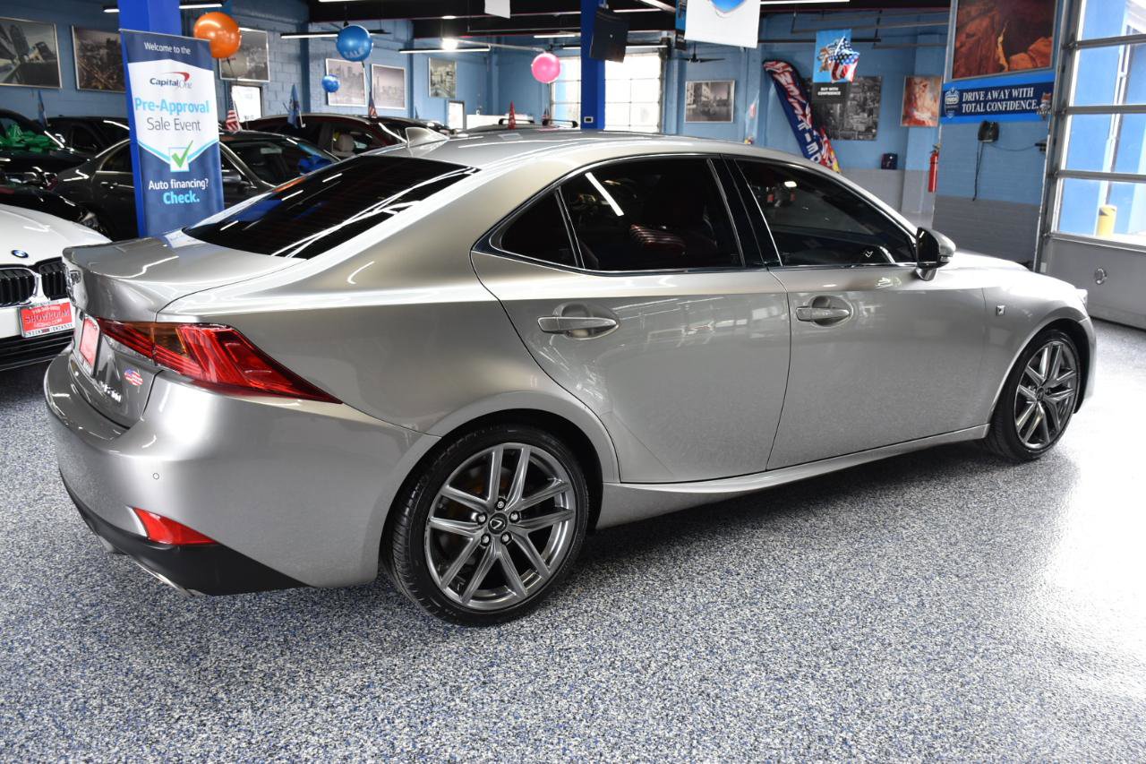 Used 2018 Lexus IS 300 F Sport image 3