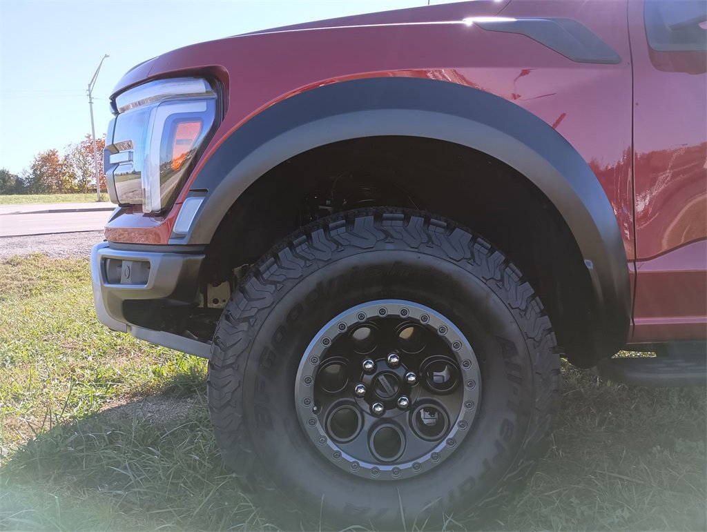 Used 2025 Ford F150 Raptor image 16