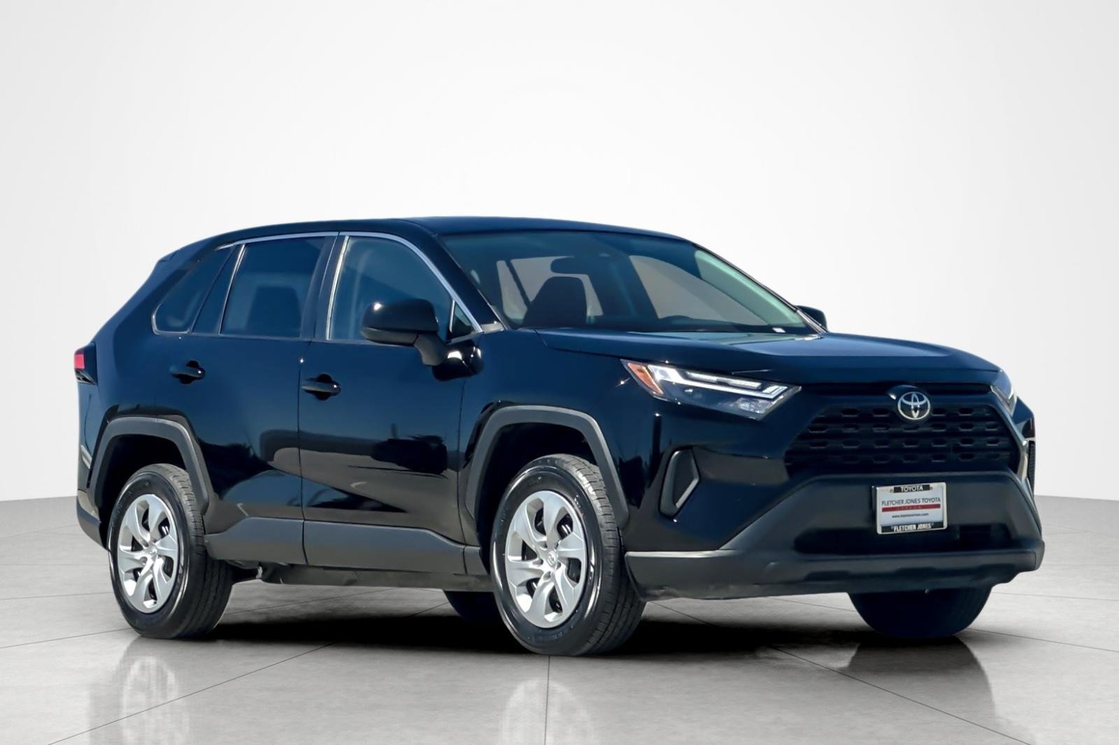 Certified 2025 Toyota RAV4 LE AWD/4WD image 7