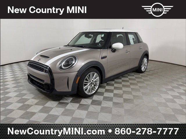 Used 2022 MINI Cooper S image 3