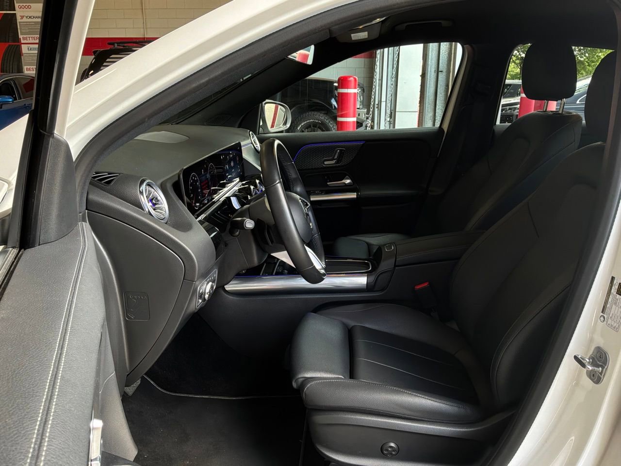 Used 2025 Mercedes-Benz GLA 250 image 10