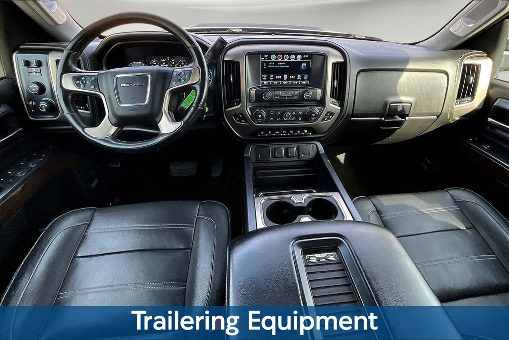 Used 2017 GMC Sierra 2500 Denali w/ Duramax Plus Package AWD/4WD image 9