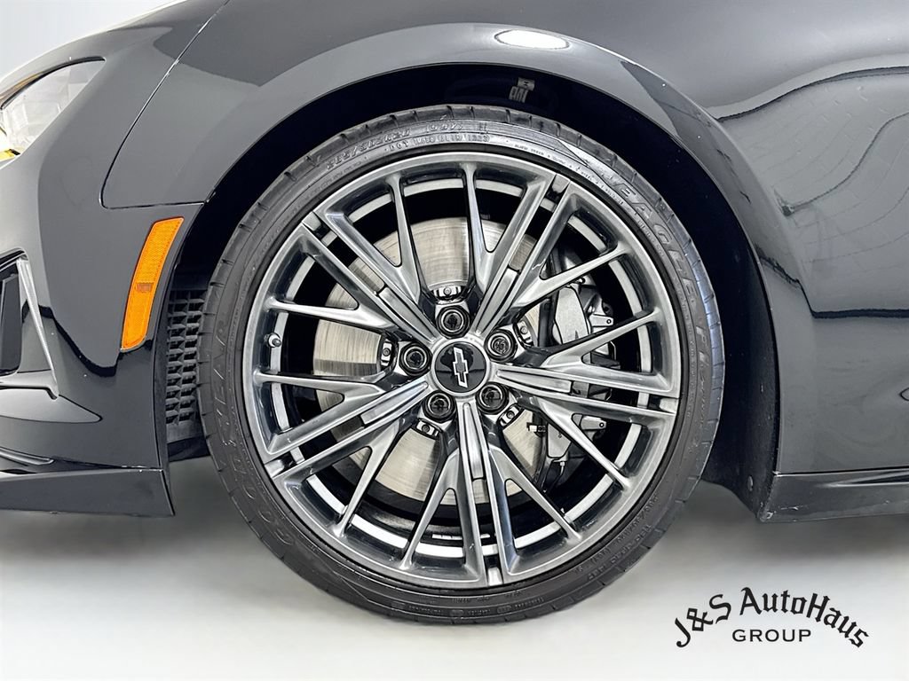 Used 2023 Chevrolet Camaro ZL1 RWD image 38