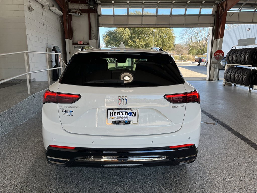 Used 2025 Buick Envision Sport Touring image 7