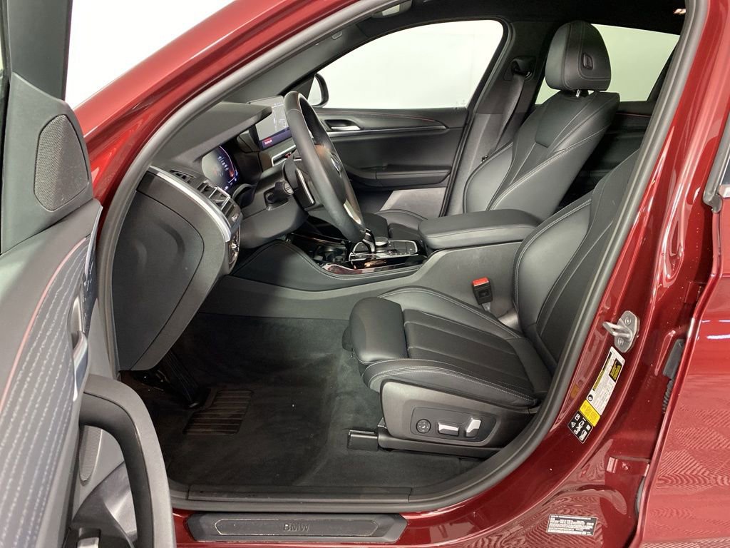 Certified 2023 BMW X4 xDrive30i w/ Premium Package image 9