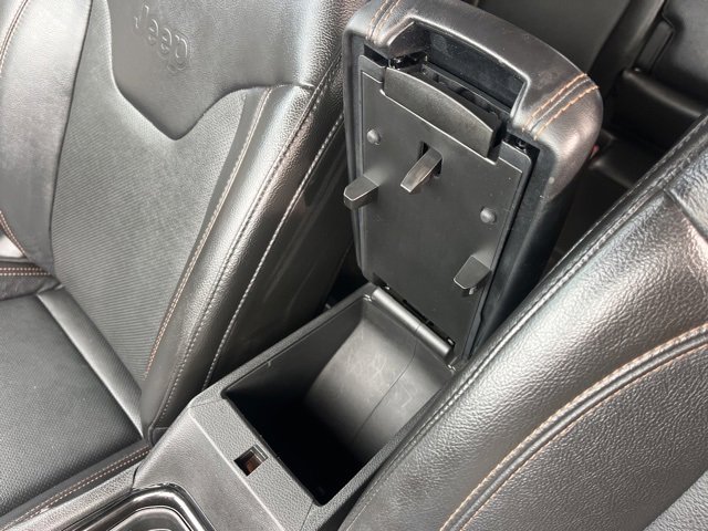 Used 2022 Jeep Compass Limited image 30