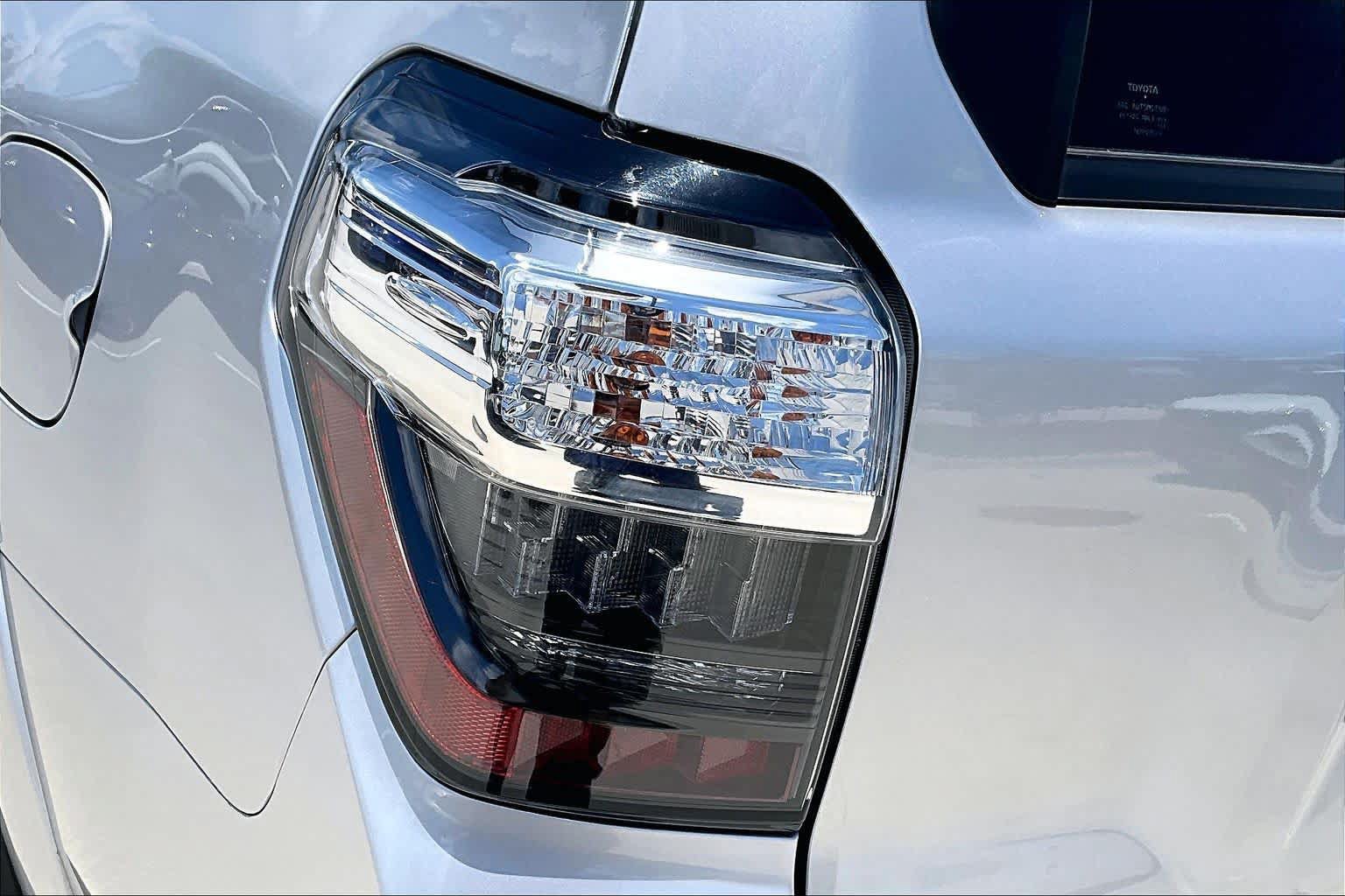 Used 2022 Toyota 4Runner SR5 RWD image 27