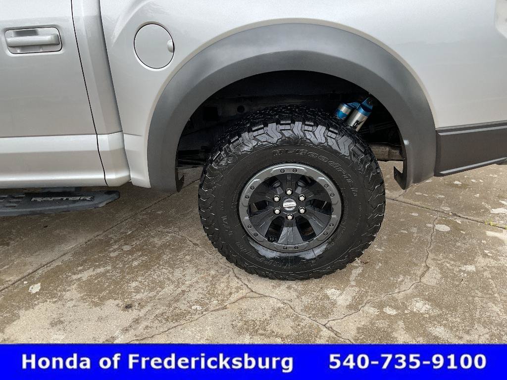 Used 2018 Ford F150 Raptor w/ Equipment Group 802A Luxury AWD/4WD image 3