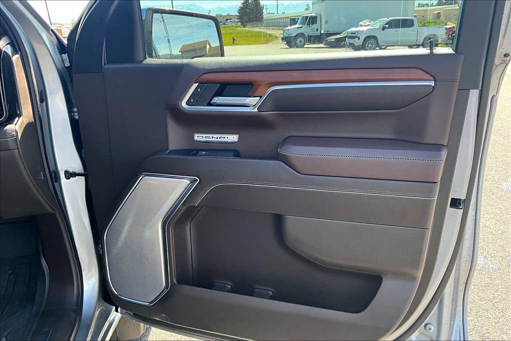 Used 2023 GMC Sierra 1500 Denali w/ Denali Reserve Package AWD/4WD image 25