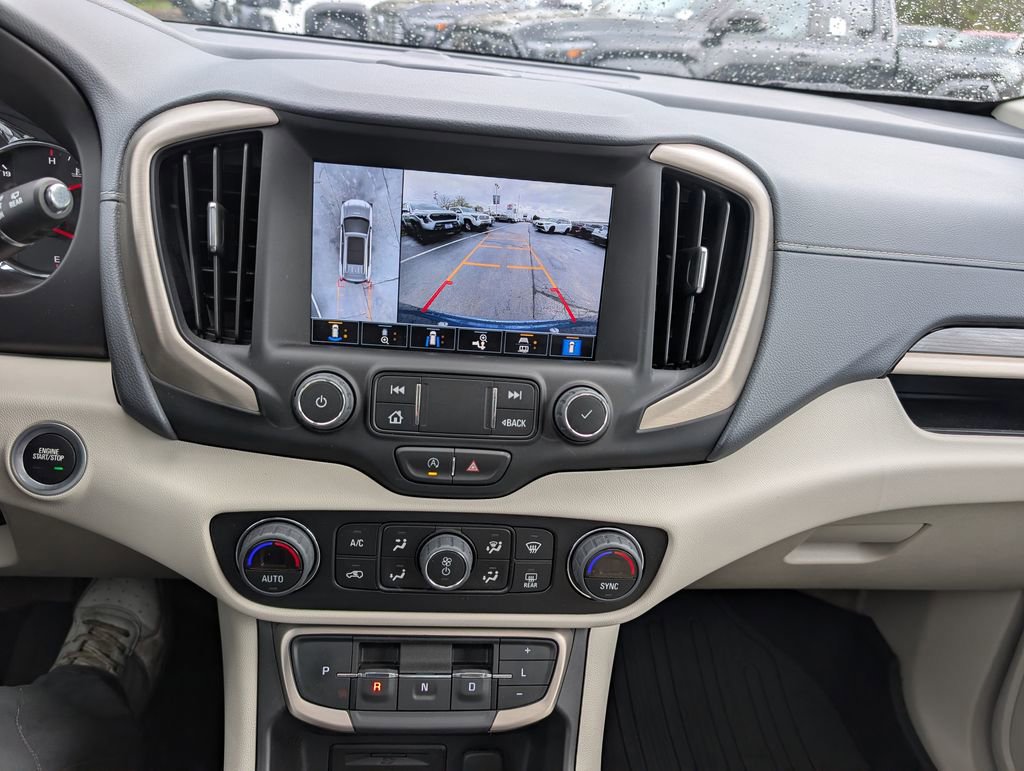 Used 2024 GMC Terrain Denali w/ Denali Premium Package AWD/4WD image 24