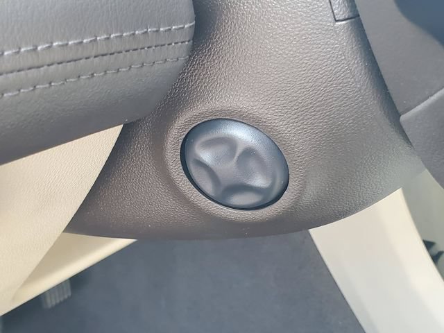 Used 2019 Buick LaCrosse Preferred FWD image 17