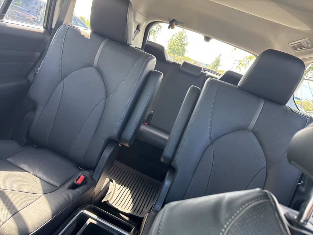 Used 2024 Toyota Grand Highlander Platinum image 6