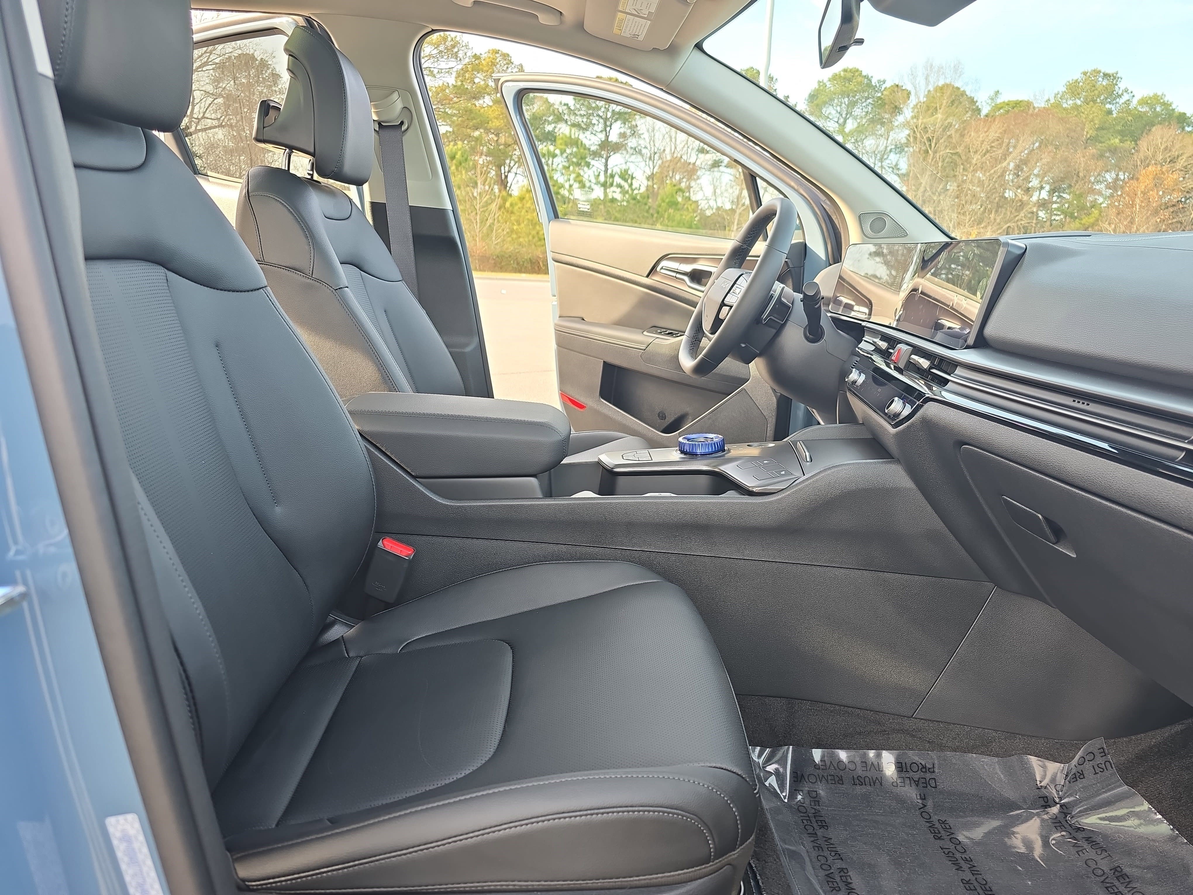 Used 2026 Kia Sportage EX w/ EX Panoramic Sunroof Package image 10