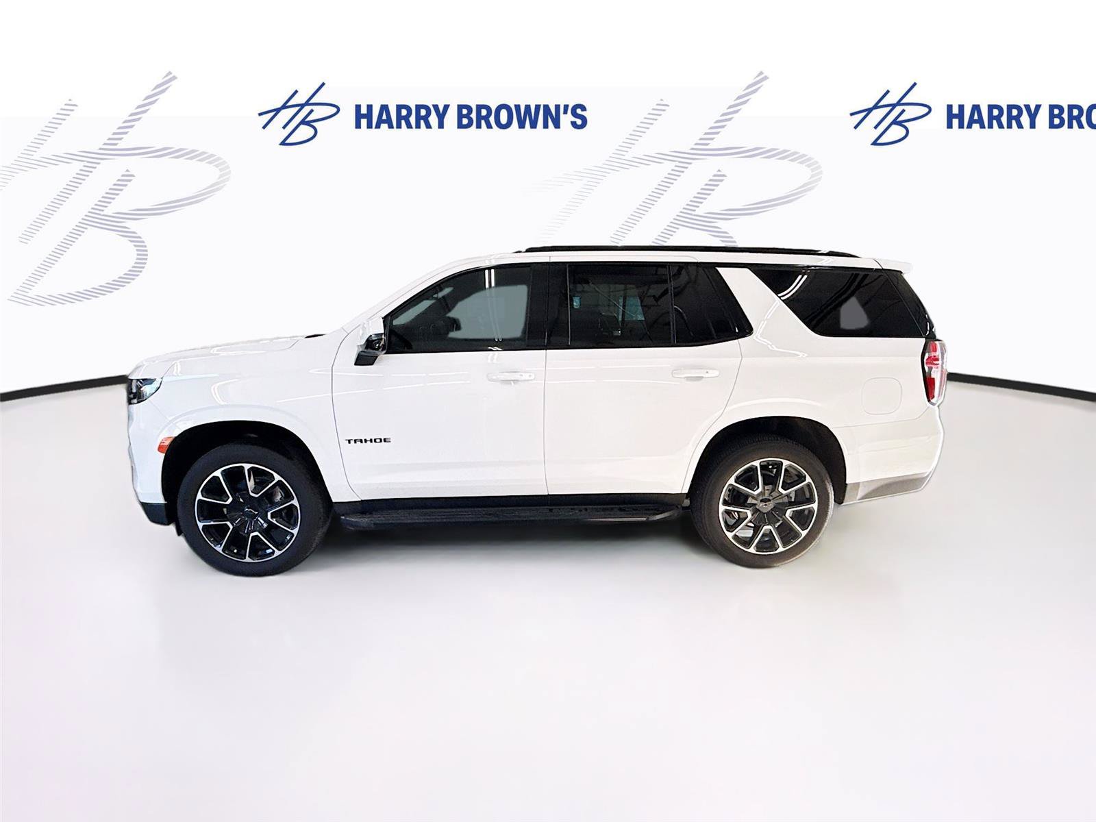 Used 2024 Chevrolet Tahoe RST w/ Luxury Package AWD/4WD image 8