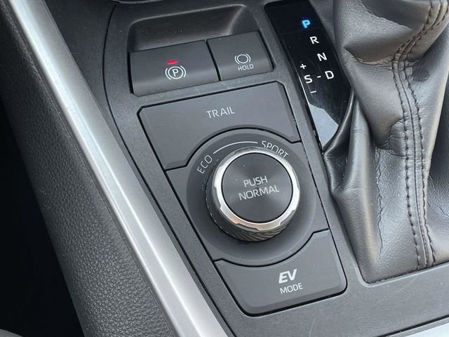Used 2023 Toyota RAV4 XLE w/ Convenience Package image 33